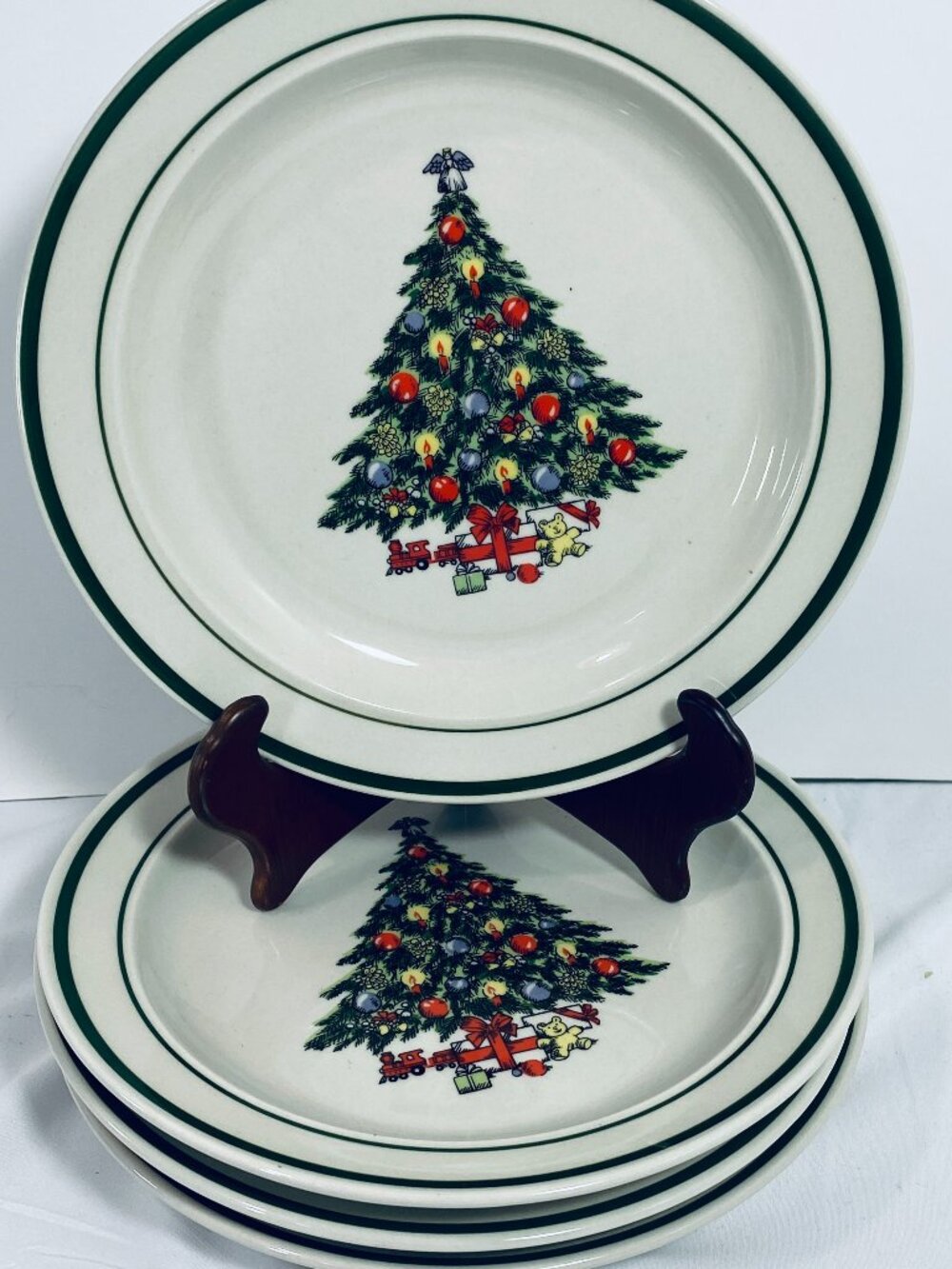 (4) 7.5" Salad Plates Christmas Tree Pattern Similar to Mount Clemens MTC1, EUC